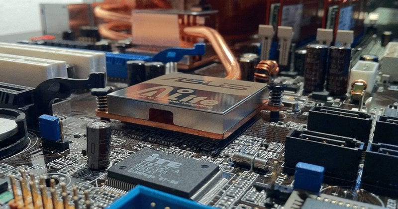 5 Common Mistakes That Will Damage or Ruin Your Motherboard